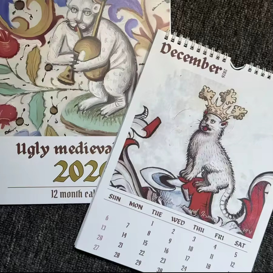 Retro mittelalterlicher Katzen-Wandkalender 2026 mit 12 handbemalten Motiven in Braun und Multicolour - Bild 3