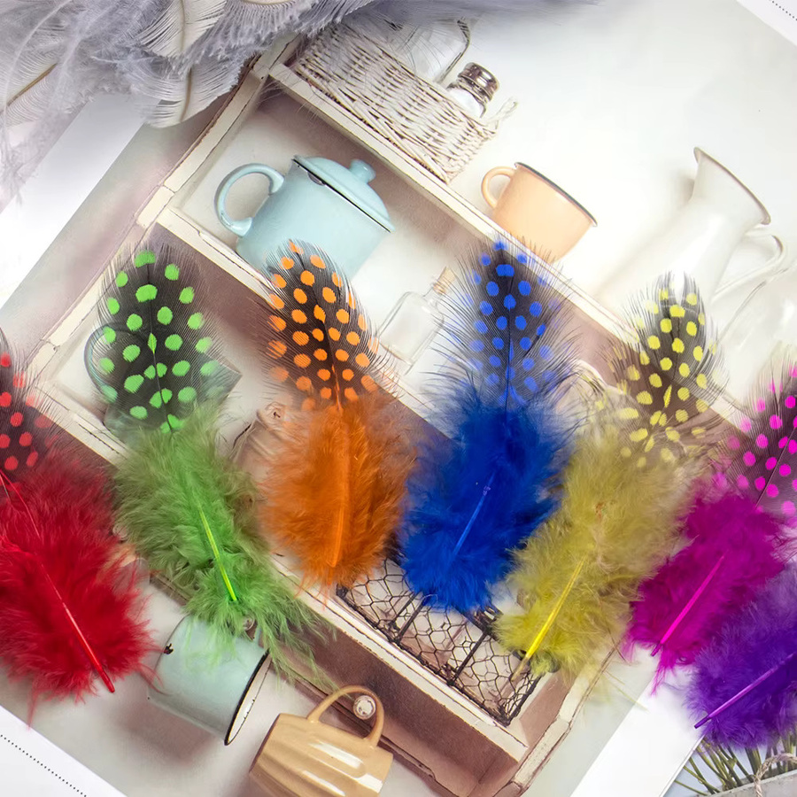 100 Stück natürliche Perlhuhn Federn in Multicolor für Handwerk und Schmuck-Dekoration - Bild 2