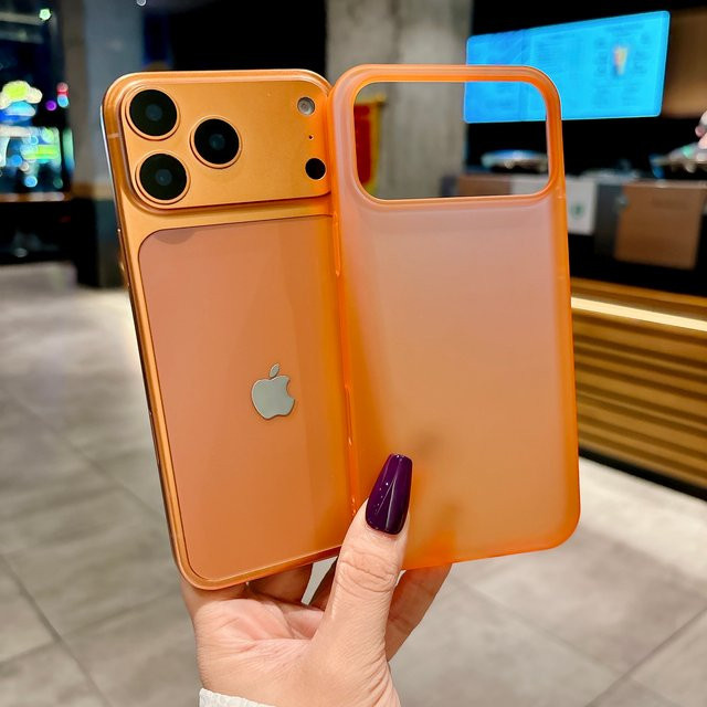 HKNR Stoßfeste und ultradünne Handyhülle für iPhone 17 bis 13 Pro Max in mattem Transparent, Weiß oder Orange - Bild 1