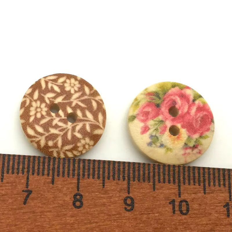50 Stück Runde Holzknöpfe mit Blumenmuster und 2 Löchern, Durchmesser: 18 mm, Mehrfarbig - Bild 3