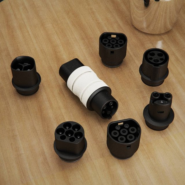 Erobot Adapter für 4 AC-Ladestationen kompatibel mit Typ 2 und J1772 in Schwarz und Türkis - Bild 1