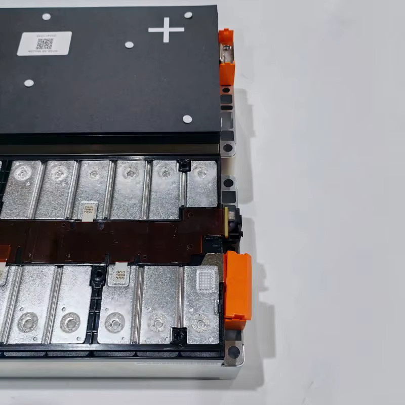 Nissan Leaf CALB Lithium-Ionen-Batteriemodul NMC 14,8 V 3P4S 174 Ah in Blau und Schwarz - Bild 3