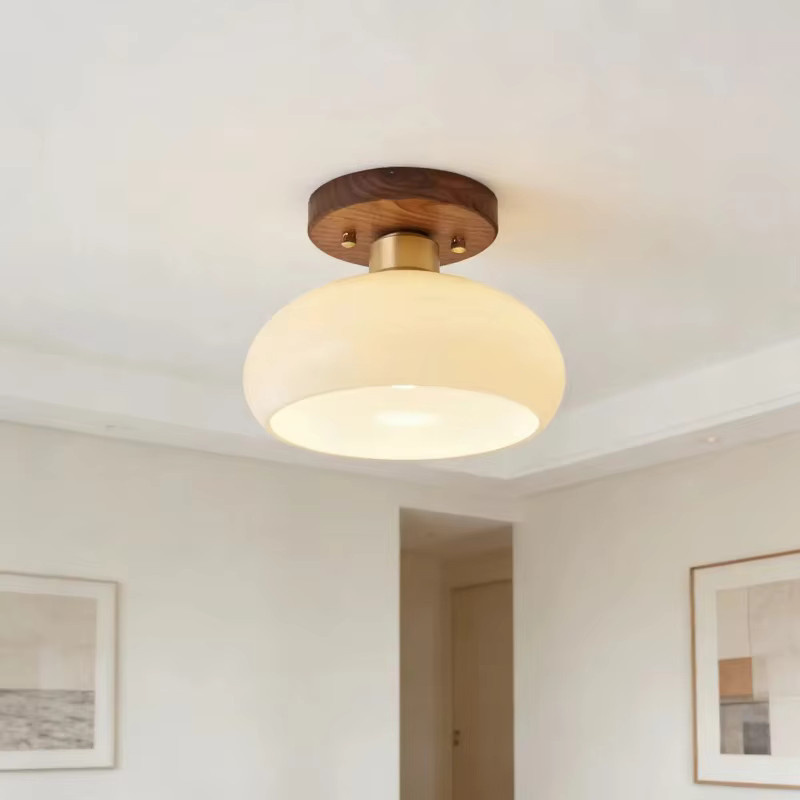 Retro Wabi-Sabi LED-Deckenleuchte aus Walnussholz und Messing für Wohnzimmer, Schlafzimmer und Esszimmer in Braun und Gold - Bild 2