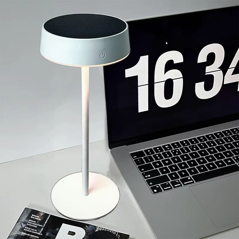 Lyfs Solar-Tischlampe mit dimmbarer LED, kabellose und wasserdichte Nachtlampe in Schwarz für Garten und Terrasse - Bild 2