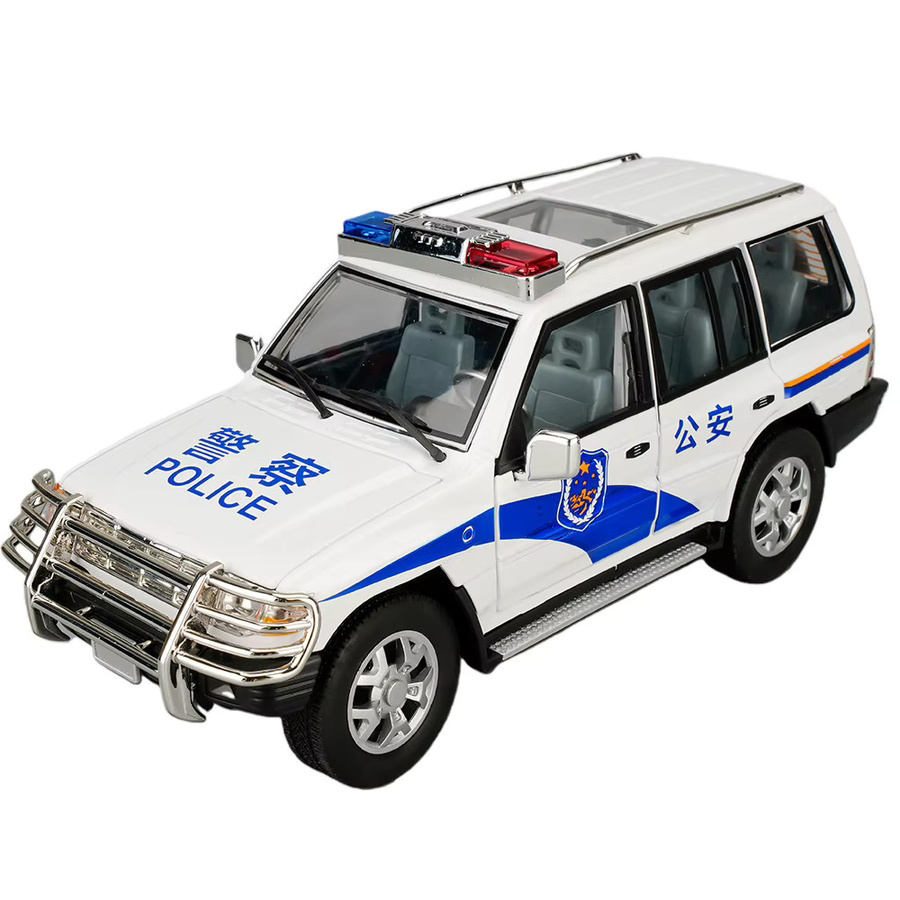 MAKEDA Mitsubishi Pajero SUV, Diecast Modell, Metall, 1:18, mit Licht und Sound - Bild 6