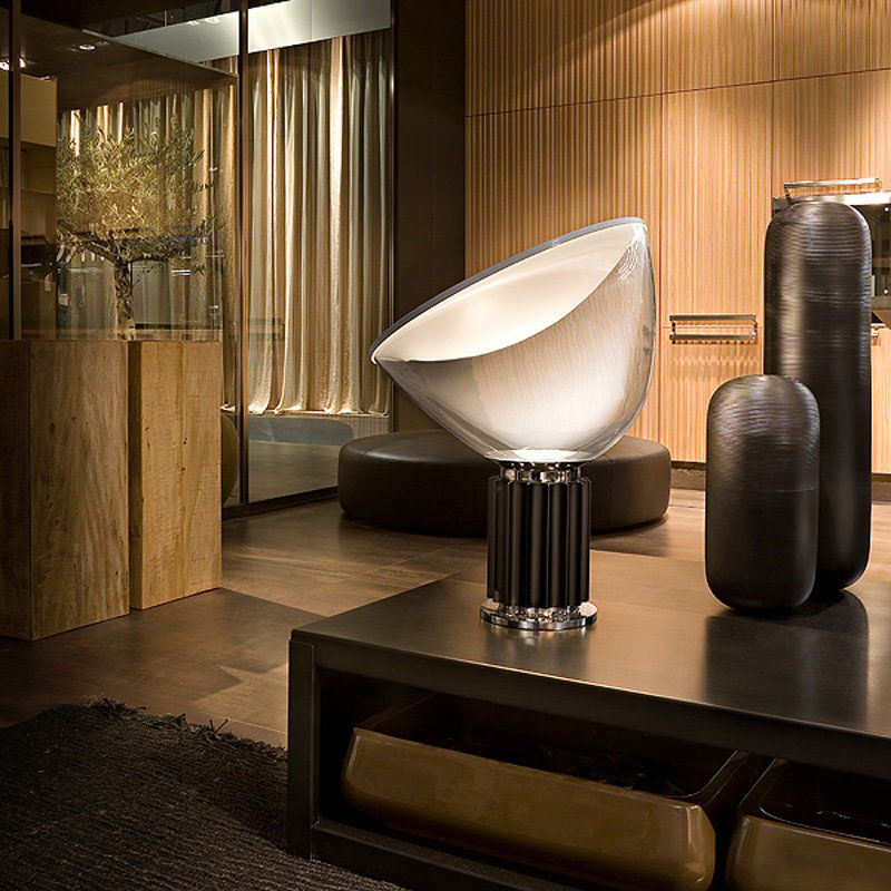 Flos Taccia LED Tischleuchte aus Kristallglas und Aluminium in Transparent und Silber, dimmbar und verstellbar - Bild 3