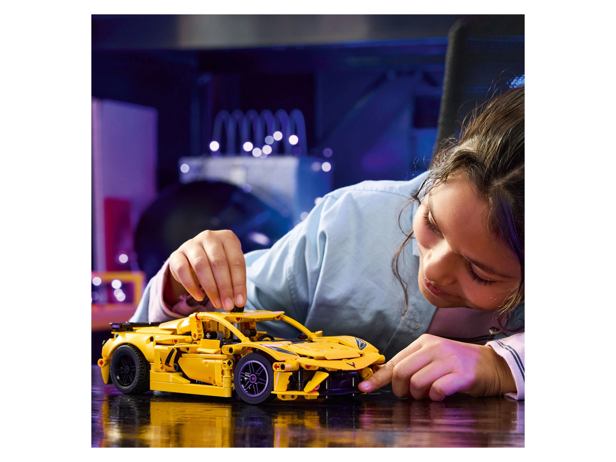 LEGO Technic Chevrolet Corvette Stingray Sportwagen - Bild 2