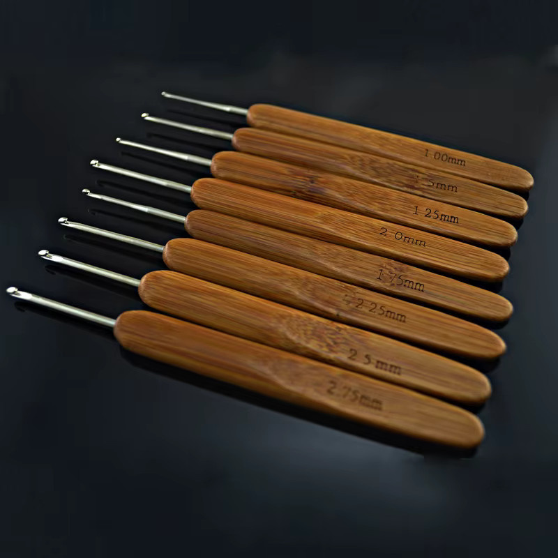 QJH 8-teiliges Bambus-Häkelnadel-Set in Braun mit ergonomischem Griff, Größen 1,0-2,75mm - Bild 3