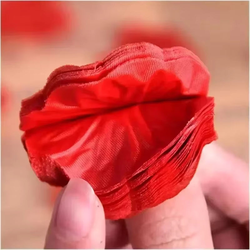 Mehrfarbige künstliche Rosenblätter aus Seide für deine Dekoration bei Hochzeiten, Valentinstag oder Feierlichkeiten - Bild 3