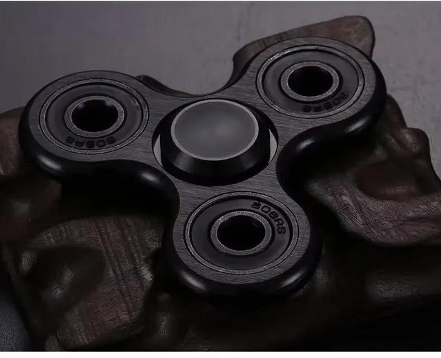 Zappeln Finger Spinner Legierung Metall Hand Spinner, Stress Relief Dekompression Spielzeug - Bild 1