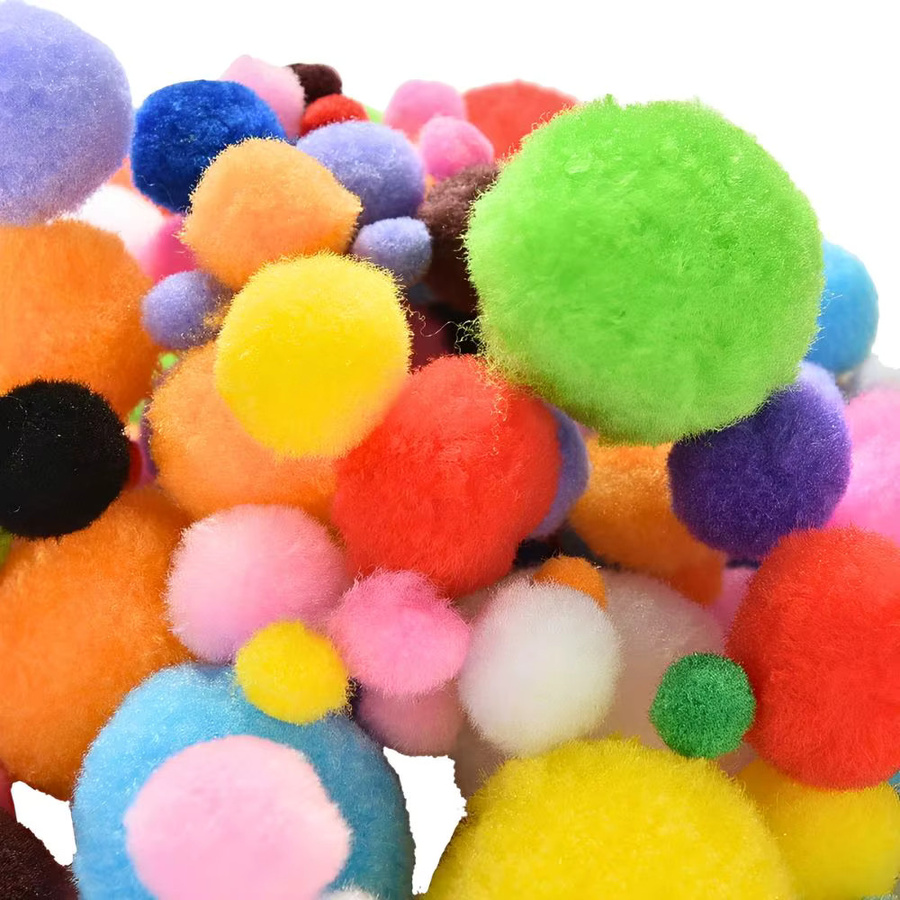 100 Stück flauschige Pom-Pom-Bälle in Multicolor für DIY-Projekte und Bastelbedarf von YMY - Bild 4
