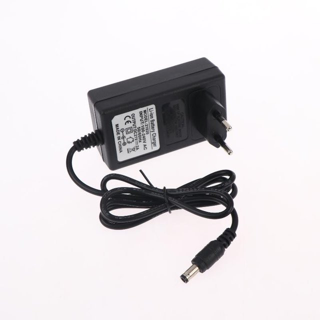 21V Lithium-Akku-Ladegerät mit Überhitzungsschutz und EU-Stecker, Netzteil für 18V elektrische Schraubenschlüssel-Akkus, Schwarz - Bild 1