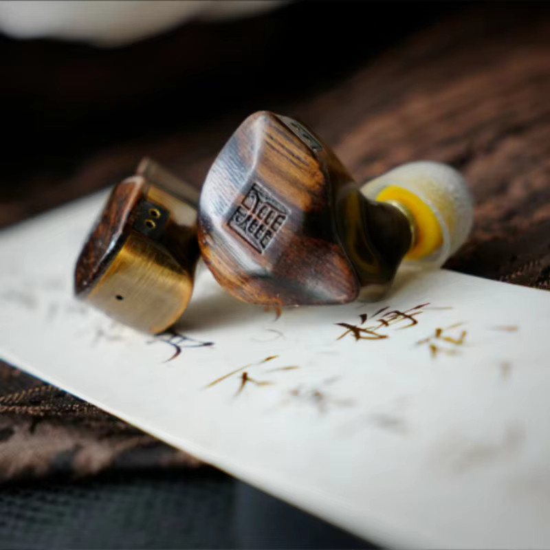 TangZu Fudu II HIFI Hybrid In-Ear Monitore mit 1DD + 2BA Treiber in Braun mit abnehmbarem 0,78 2Pin Kabel und 4,4mm Stecker - Bild 2