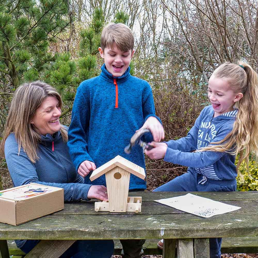Vivara Kids Bausatz für Futterhaus Jinto aus Holz in Braun - Bild 2