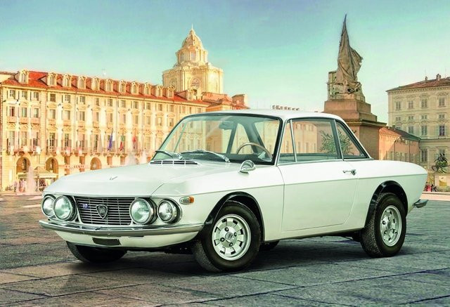 Italeri Lancia Fulvia coupé 1.6 HF Fanalone, Modellauto, 1:24 - Bild 1