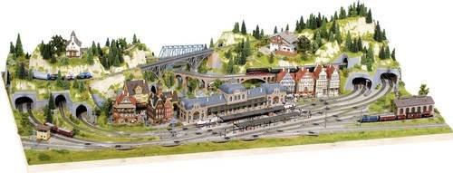 NOCH Modellbahn Fertiggelände Zentral Baden-Baden N Arnold Gleis und Fleischmann Piccolo mit Bett, Mehrfarbig