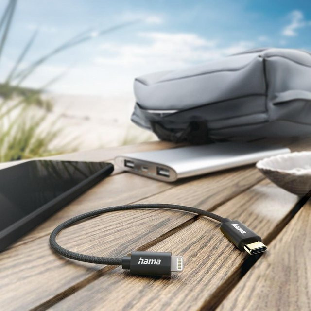Hama Ladekabel USB-C auf Lightning in Schwarz mit Nylon-Ummantelung, 0,2 m - Bild 2