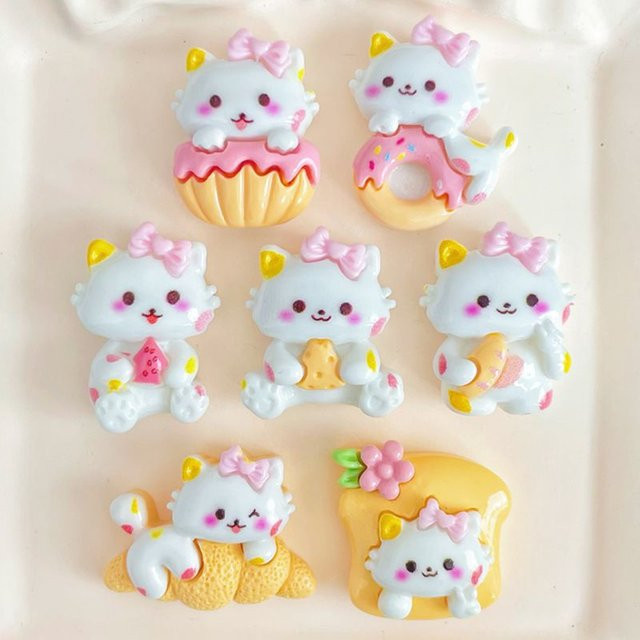 10 Stück Cartoon Kuchen Katze Harz Cabochons mit flacher Rückseite für Scrapbooking und DIY Schmuck Bastelzubehör - Bild 1