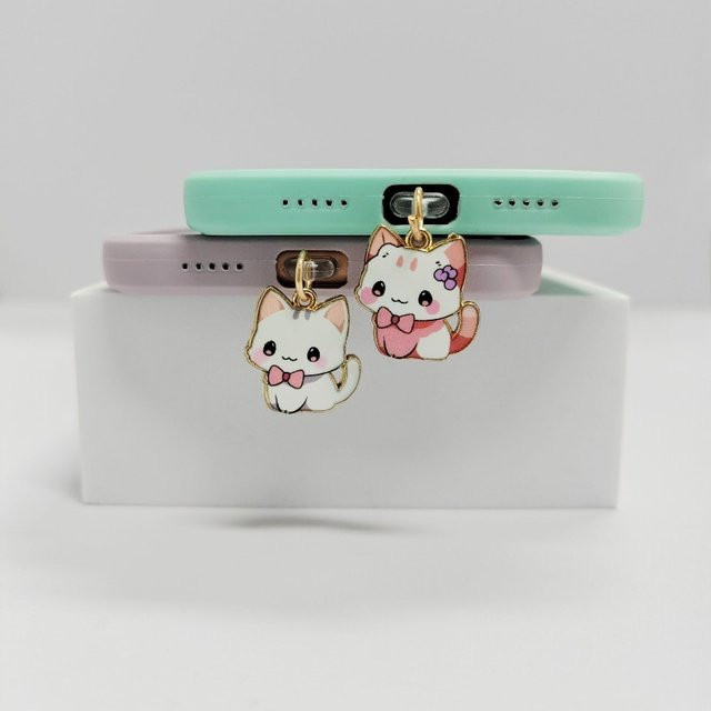 Niedliche Katzen Staubschutz Kappe für USB-C Ladeport, Cartoon Handy Anhänger in Pink - Bild 1