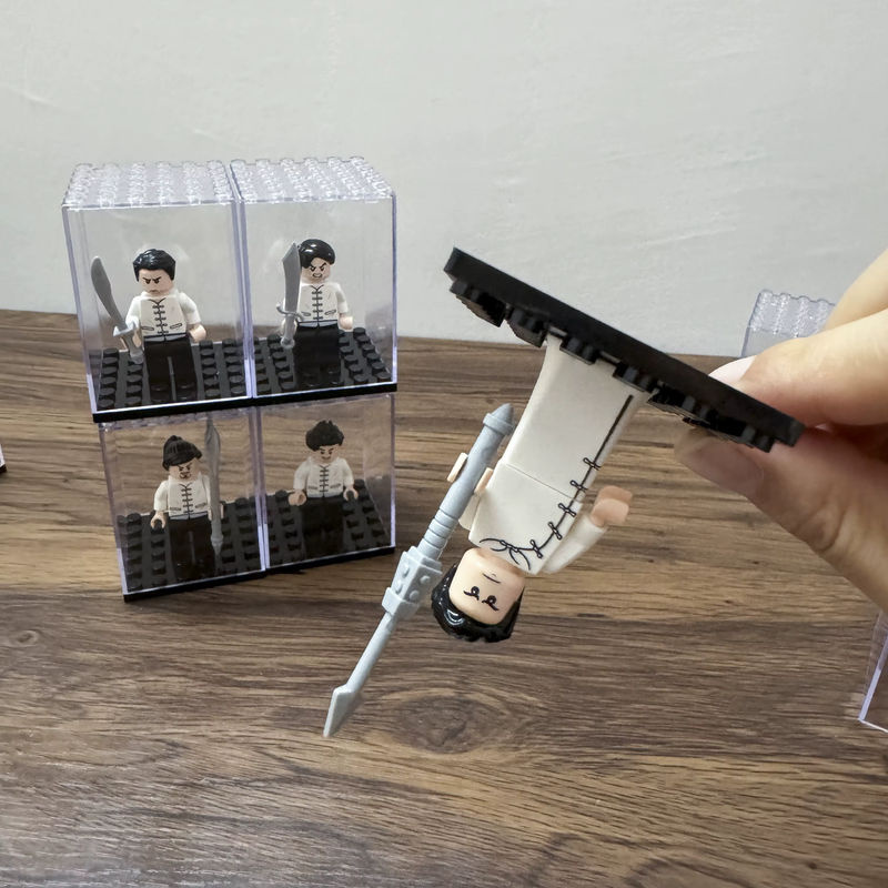 Transparente Minifiguren-Vitrine aus Acryl für Lego Minifiguren und Actionfiguren, stapelbare Displaybox zur Aufbewahrung - Bild 4