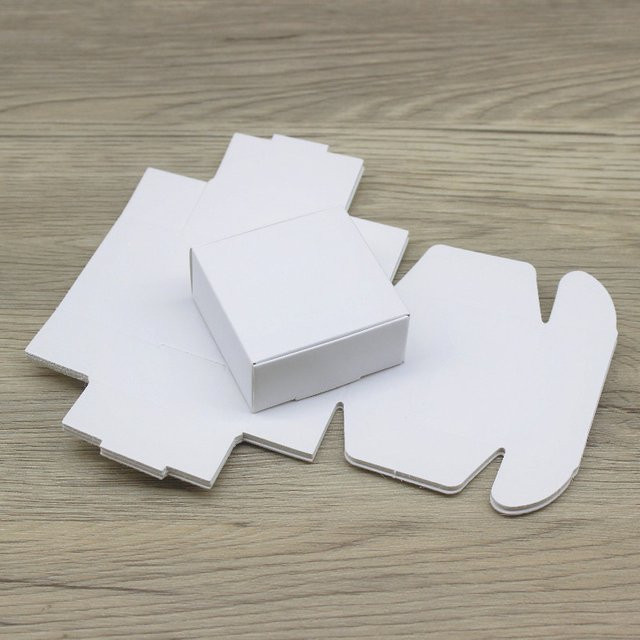 100 Stück weiße Papier-Geschenkboxen von leotrusting für Schmuck, Seife und Partyverpackungen - Bild 1