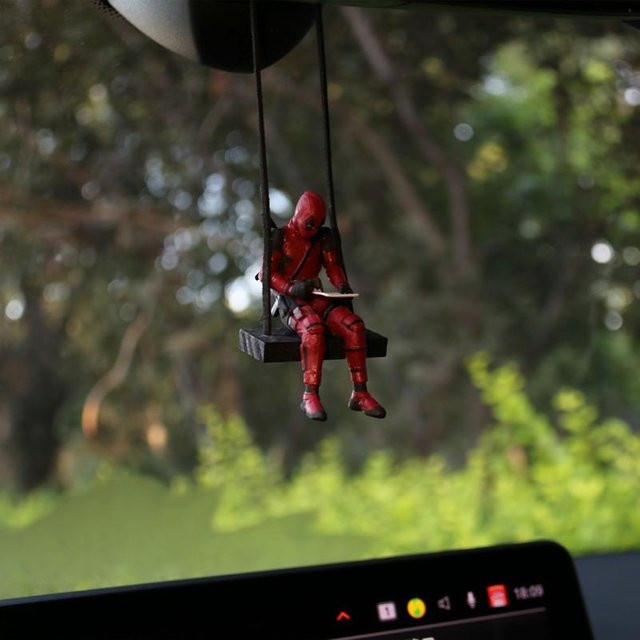 Marvel Deadpool Auto Rückspiegel Anhänger, Mini Modell, Actionfigur - Bild 1