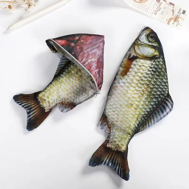 LUSQI Federmäppchen mit Fisch-Design als kreative Aufbewahrungstasche und Schreibwaren-Organizer in Multicolour - Bild 1
