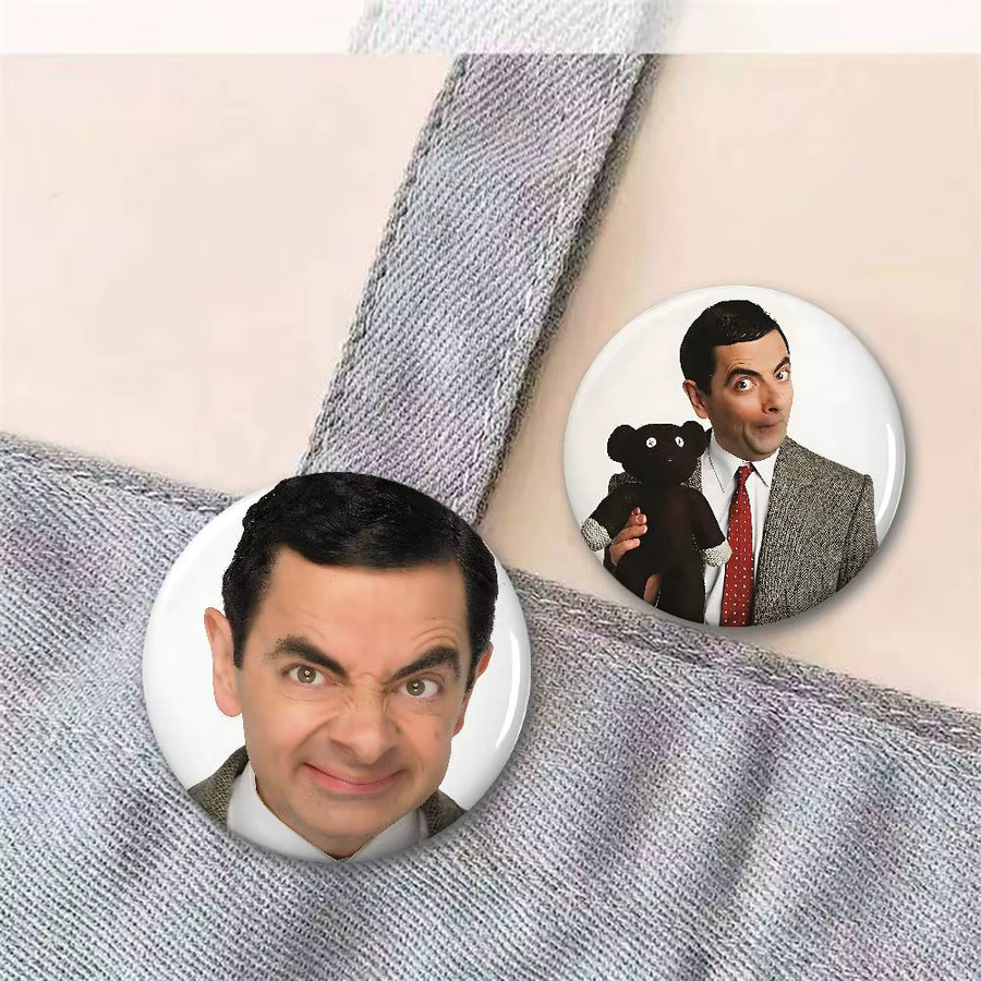 52TOYS Brosche, Mr. Bean T Abzeichen, Weißblech, Metall - Bild 2