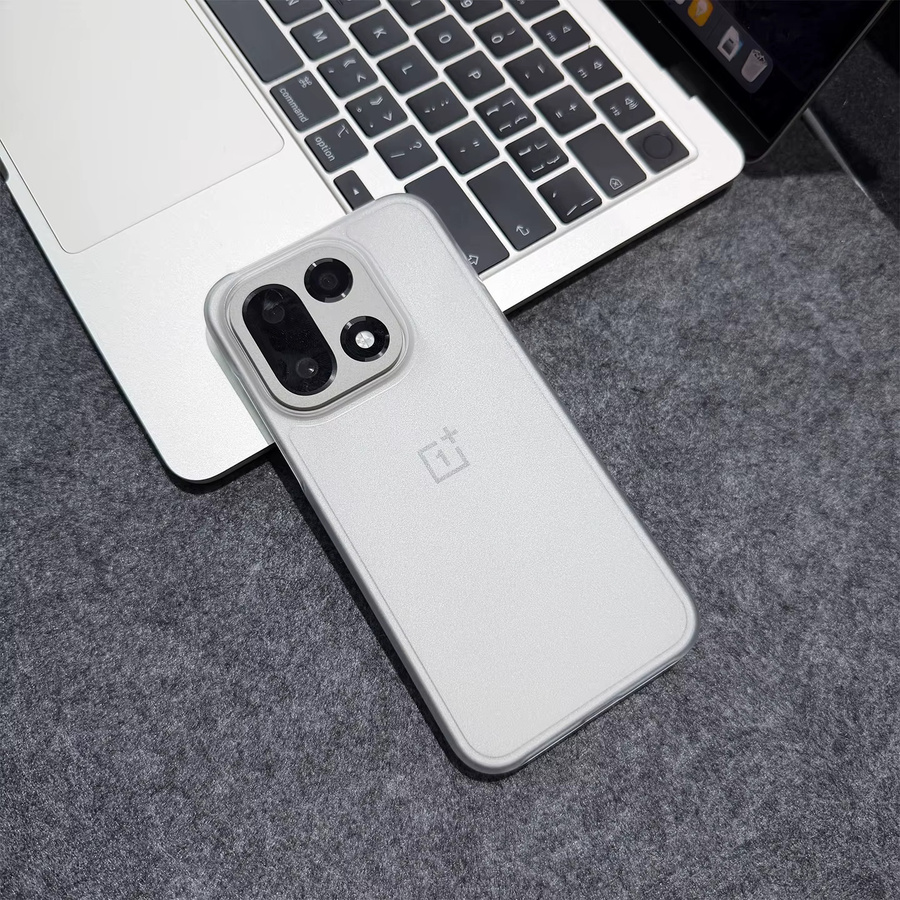 Ultradünne matte Hart-PC-Schutzhülle für OnePlus Modelle in Transparent - Bild 4