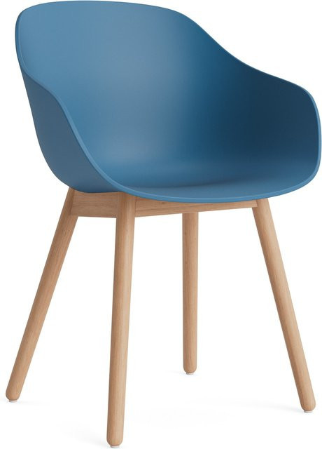 HAY About A Chair AAC 212 mit Armlehnen in Blau und Holzgestell mit organischem Design - Bild 1