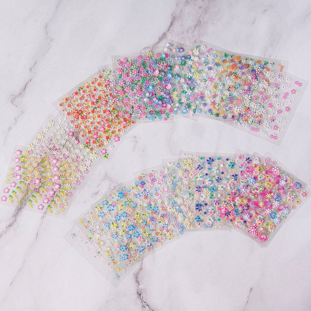 HotPress Nagelaufkleber, 3D Mini Blumen, 30 Stück, Floral Nail Art - Bild 1