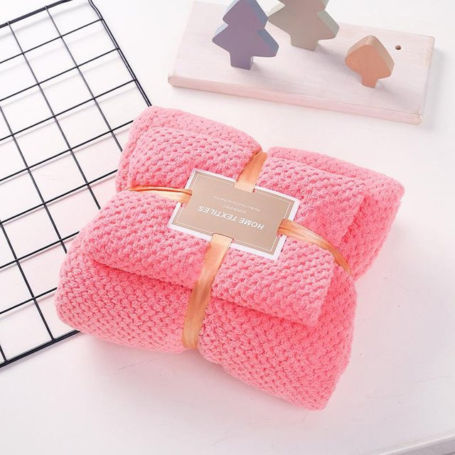 Yiran bag Handtuch Set aus Korallenvlies mit Ananas Karomuster in Pink, 2er Set, weich und saugfähig - Bild 1