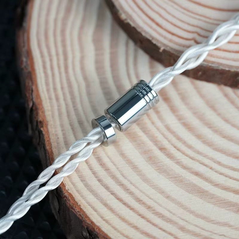 IvipQ Upgrade-Kabel aus silberbeschichtetem Kupfer-Platin-Legierung für 0,78 2-Pin und 4-Pin XLR, Farbe: Silber - Bild 2