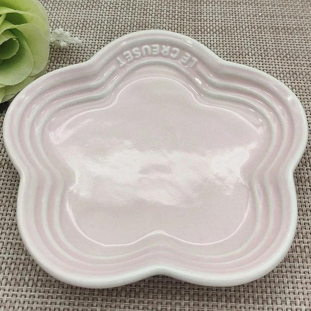Le Creuset Dessertteller aus Keramik mit Pflaumenblüten-Design in Pink, Durchmesser: 14 cm - Bild 1