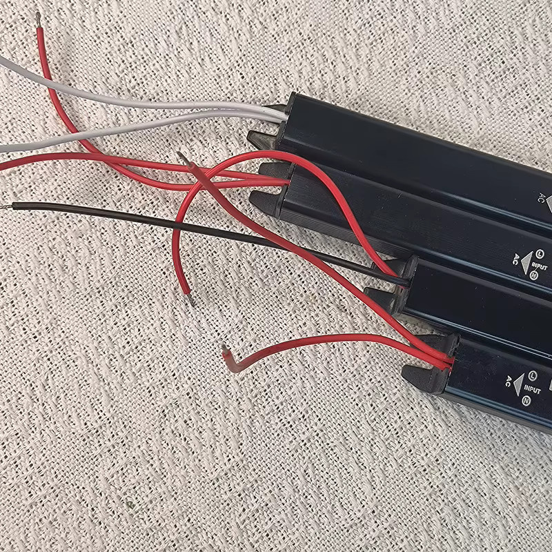 Manviv LED Netzteil Treiber für DC 12V 24V Stromversorgung, Schwarz - Bild 5
