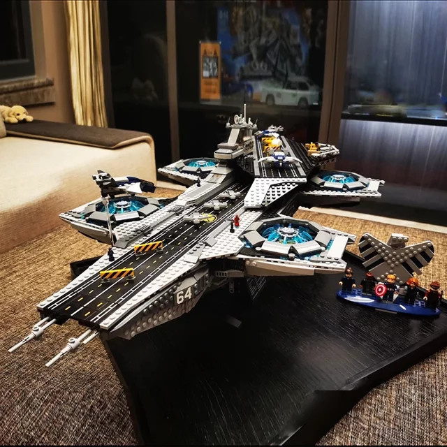Potdemiel Superhelden S.H.I.E.L.D. Helicarrier, Bausteine, 2996 Teile, ab 14 Jahre - Bild 1