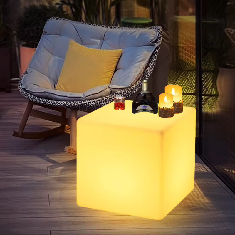 JIANKEXING LED Würfel Hocker in Weiß – Wasserdichte quadratische Stehleuchte für Garten und Event-Atmosphäre - Bild 2