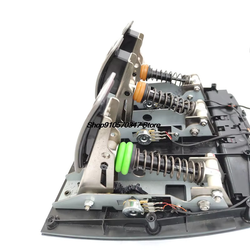 Logitech Racing Modifikation Pedal Kit für G25 G27 G29 G923 in Schwarz mit einstellbarer Dämpfung für Bremse und Gas - Bild 6