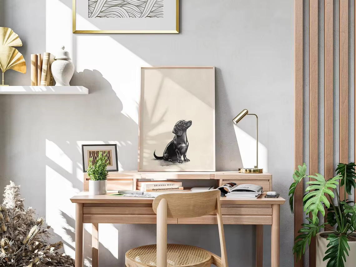 Serene Dackel-Stiftskizze Wandkunst von SHENCHEN als minimalistischer Paper Poster in Beige - Bild 3