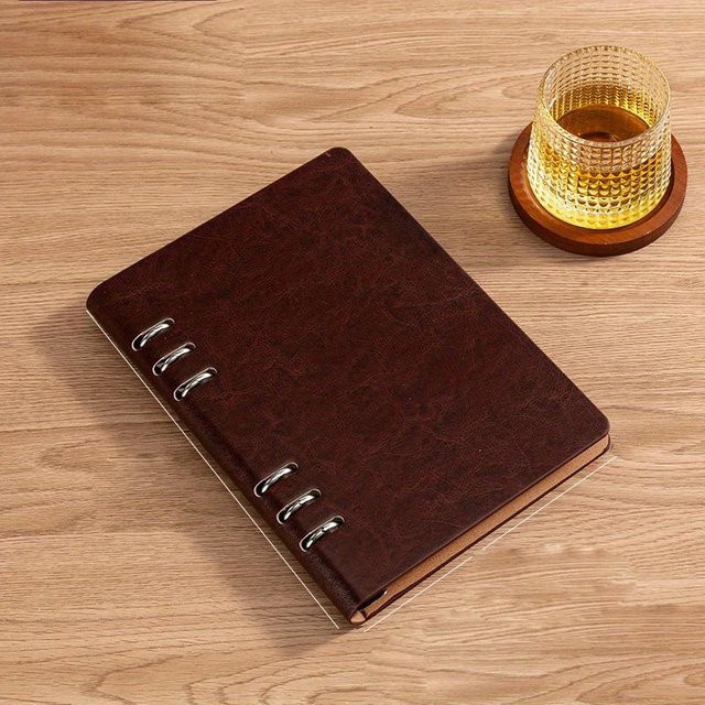 SZ-Damai A5 Loseblatt-Notizbuch mit 100 austauschbaren Blättern, minimalistisches Business-Notizbuch in Braun - Bild 1