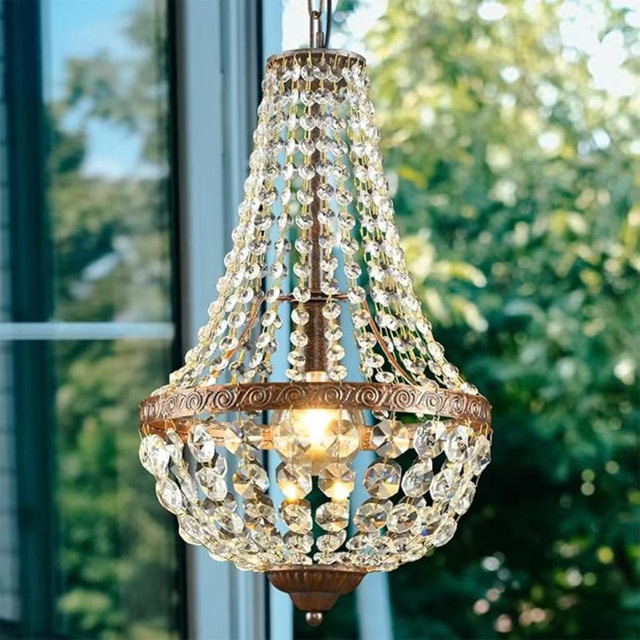 LINCCW Vintage Kristall Kronleuchter in Gold/Messing als Pendelleuchte für Esszimmer, Wohnzimmer und Schlafzimmer, Farbe: Transparent - Bild 1