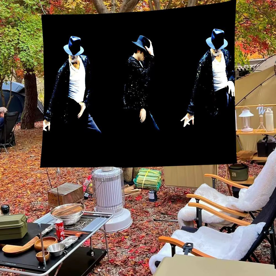 Mesuca Fotohintergrund Kinder Weihnachtskamin mit Michael Jackson Thriller Motiv - Bild 2
