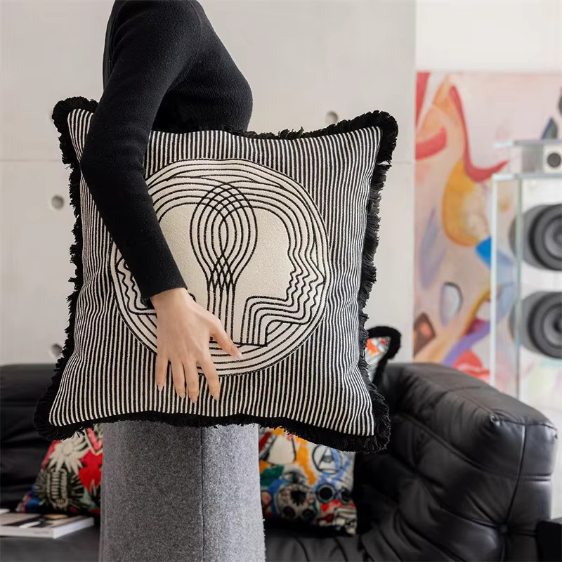 Formaso Kissenbezug aus Samt in Gelb mit Retro-Boho Auge-Motiv - Bild 3