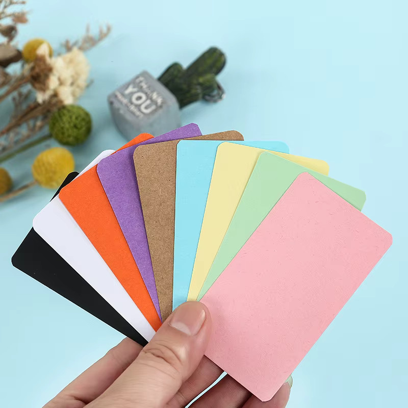 100 Stück leere Kraftpapierkarten in Braun und Multicolour für Hochzeiten, Partys, Nachrichten oder als Lesezeichen und Lernkarten - Bild 3