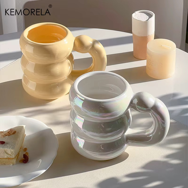 KEMORELA Keramikbecher mit Griff in Gelb, mikrowellengeeignet, Design mit Kreis-Blasen-Optik für Kaffee, Tee oder Milch - Bild 2