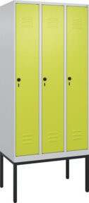 C+P Spind Classic PLUS Garderobenschrank mit 3 Abteilen, Gestell aus Stahl, H x B x T: 212 x 90 x 50 cm - Bild 1