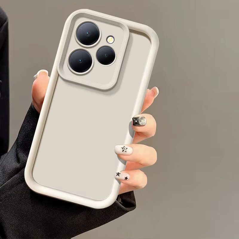 Stoßfeste Handyhülle für Realme 15, 15T und 15 Pro mit matter Rückseite und angenehmem Hautgefühl in Schwarz - Bild 2