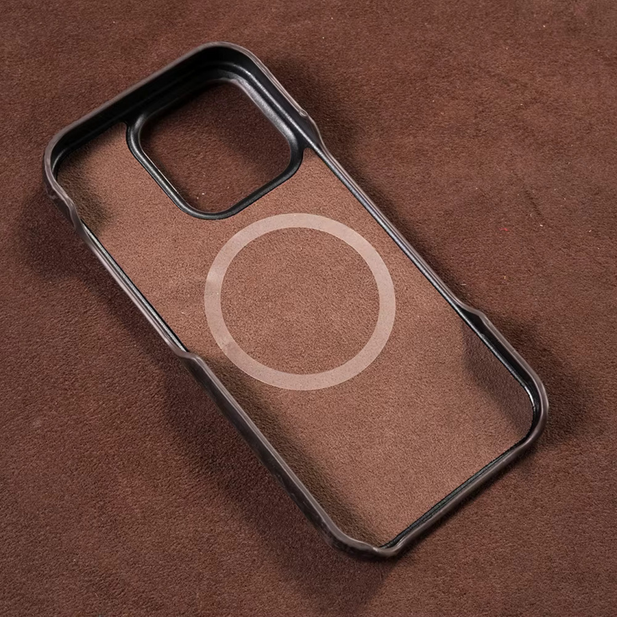 LANGSIDI MagSafe Hülle für iPhone 15 und iPhone 16 Pro Max aus echtem Pull-Up Leder in Braun mit Retro-Luxus-Design und magnetischer Abdeckung - Bild 3