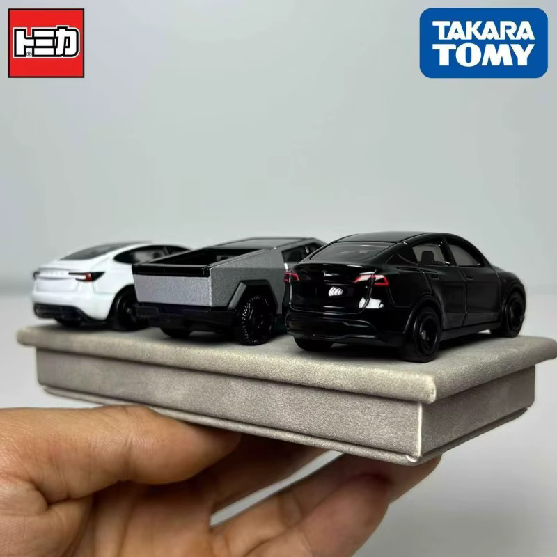 TAKARA TOMY Tesla Tomica Premium Cybertruck Model Y, Modellauto, 1:63 - Bild 2