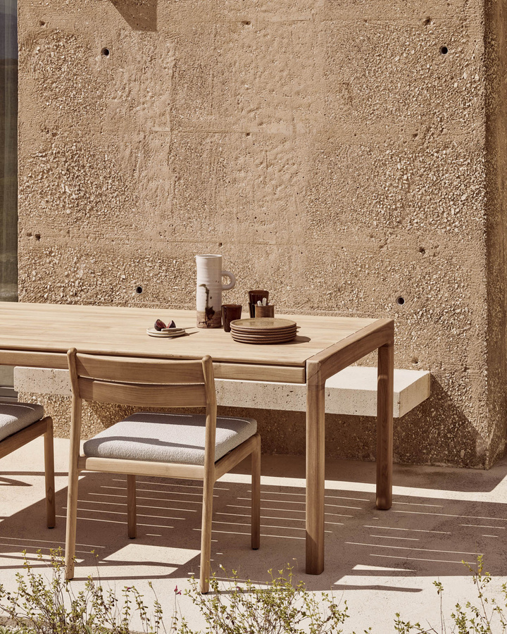 Ethnicraft Jack Outdoor Dining Stuhl in Braun mit Polsterkissen - Bild 2